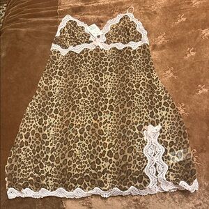 NWT - H&M Leopard Print Lace Trim Chemise